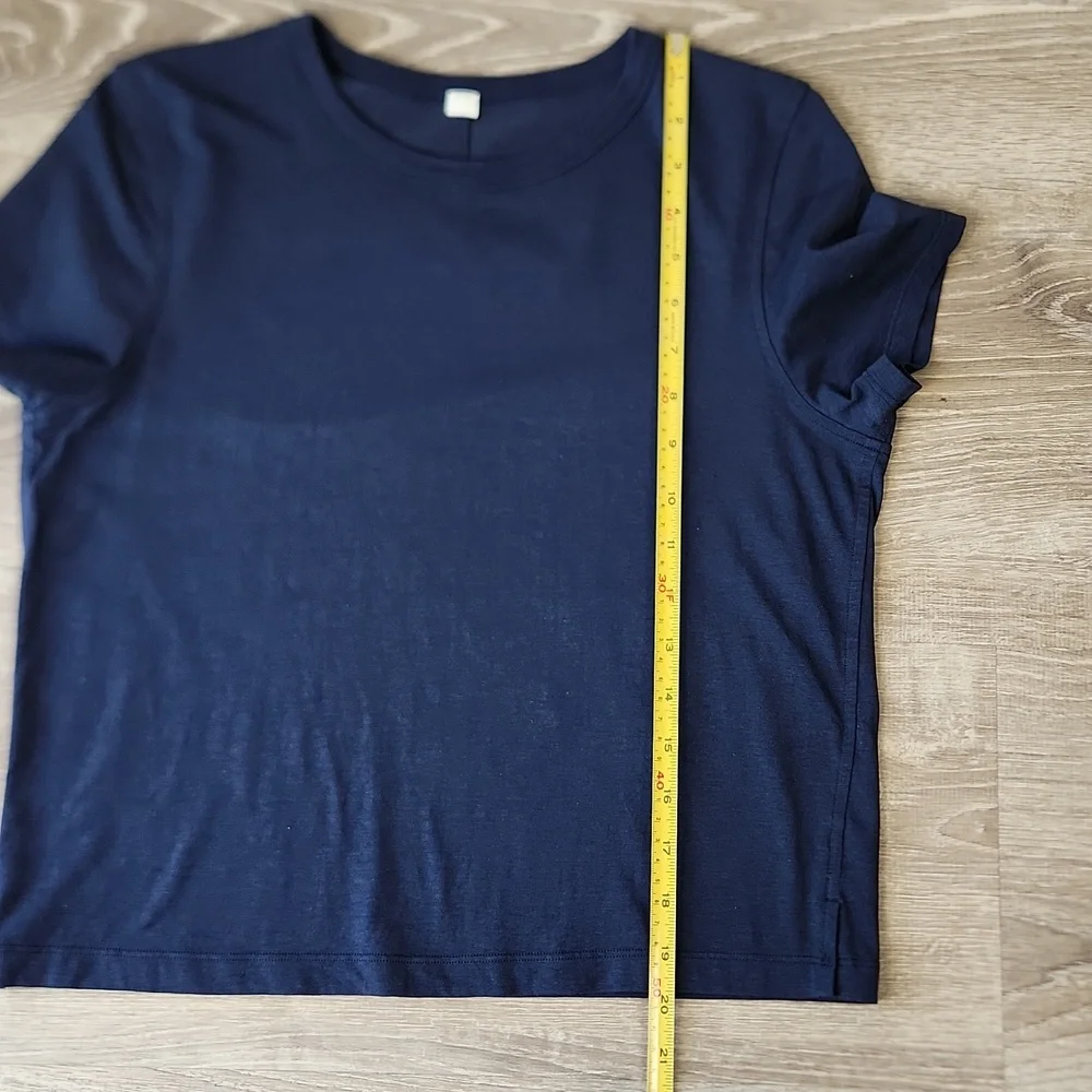 Lululemon Classic-Fit Cotton-Blend T-Shirt - Picture 6 of 10